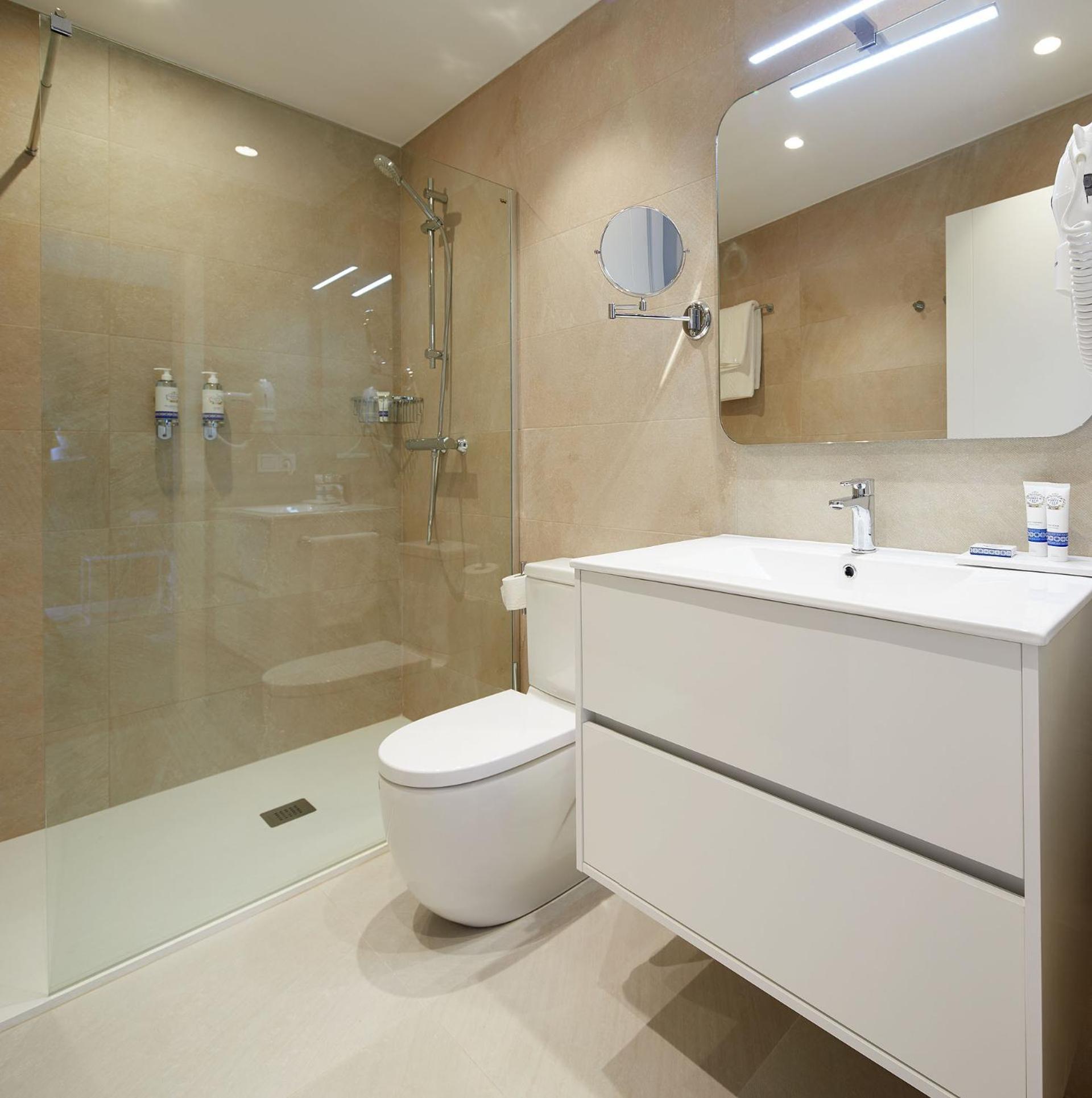 H Suite3B By Smiling Rentals ออนดารีเบีย ภายนอก รูปภาพ